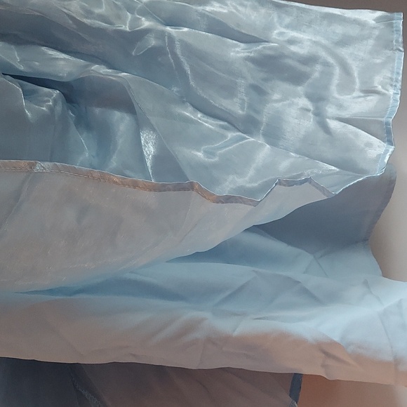 Light blue babydoll dress. Size large. - Picture 4 of 9